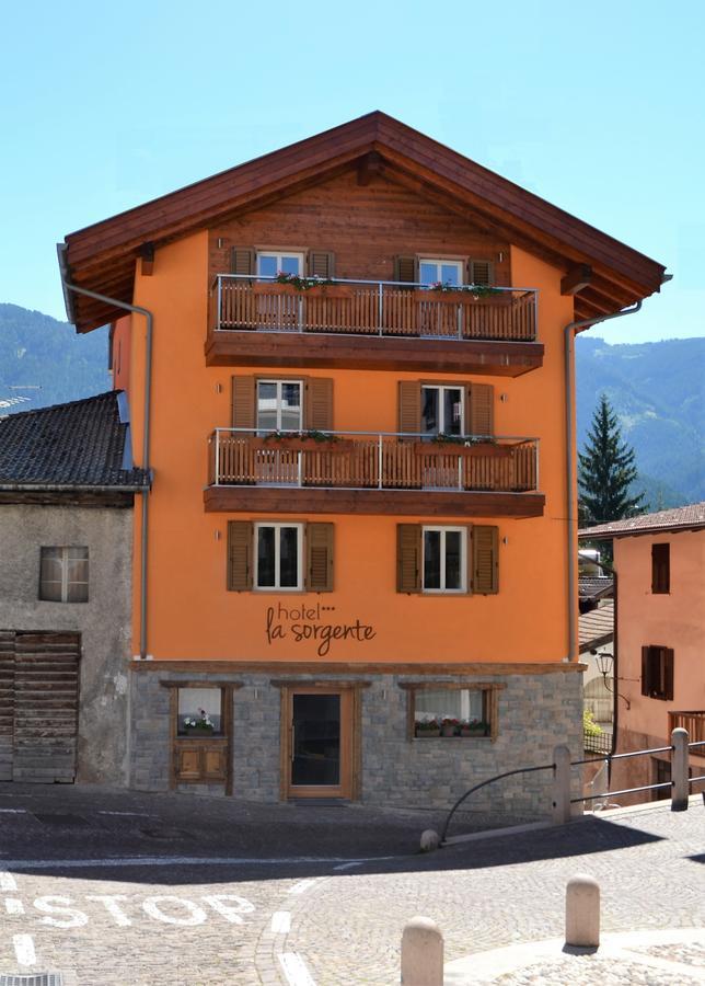 Hotel La Sorgente Tesero Eksteriør bilde