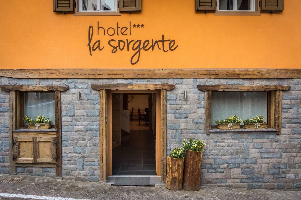 Hotel La Sorgente Tesero Eksteriør bilde